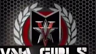 kimber lee strips off lingerie showing big ass and tits