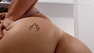 QUERO LEVAR SURRA DE PIROCA NA CARA COM GOZADA!