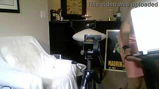 maxine x rides sybian dildo solo so nice