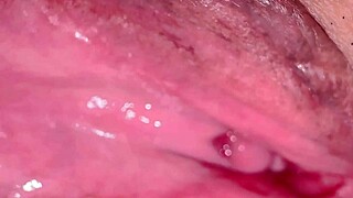 Amateur Japanese milf licks shaved pink pussy 361 days post virginity closeup