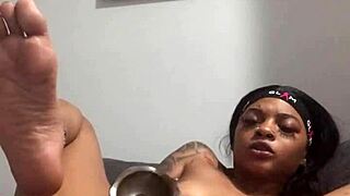 watch me spread my hairy black pussy clit wide for deep dildo fingering and vibes
