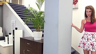 pissing pair licks wet pussies in steamy girl-on-girl action