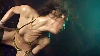 latina big booty babe blows cock with ass pressed to mirror