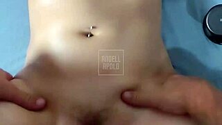 Coppie reali grinding giocoso testa ogni limite