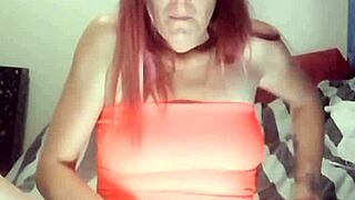 my pussy's so wet i fist it hard till i squirt everywhere