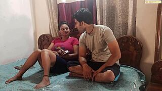 Jhonty pounds step-sister diya hard while alone in her room