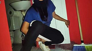 damn this mature latina whore flashes her vagina from warehouse in balaclava 😈🔥