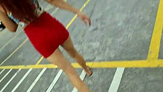 Wife flashes bare ass and pussy publicly in car