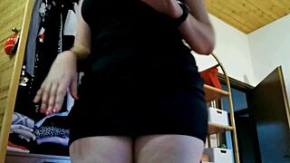 italian babe farts right on your face smell every one up close 😷🍑💨