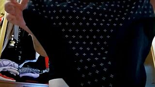 italian babe farts right on your face smell every one up close 😷🍑💨