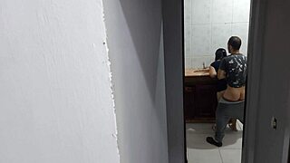 whoa, wife cheating with the plumber 😈 big cock bareback in her tight pussy 💦