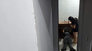 whoa, wife cheating with the plumber 😈 big cock bareback in her tight pussy 💦