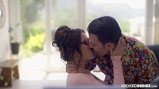 omggg digital dude poundin shy petite teen vixen so hardcore... fuuuck