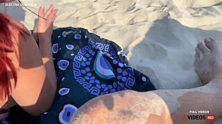 thick ass amateur sucks me off in public