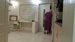 that cute delivery guy brought flowers so i dropped to my knees for his cock blowjob