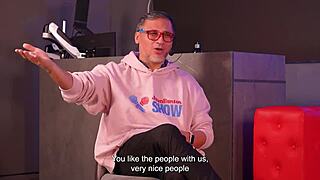 Hey Cofla shuts bar lights to fuck slim Argentinian with huge cock