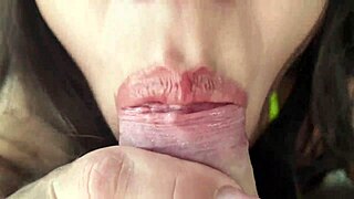 hey neighbor gave me sloppy blowjob then missionary pounding cumshot