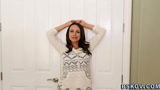 inked babe craves deep pounding