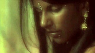 Lady Eve sways her nude curves in erotic indian dance tease.