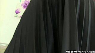 i crave lulu lush and alisha rydes' mature british bodies in sexy stockings