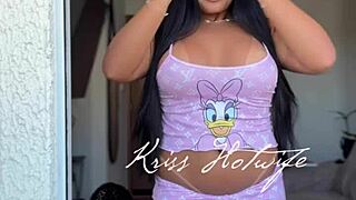 naked neighbor waits in exclusive fan club