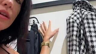 flashing big ass then quick public pound in dressing room! 😈🍑