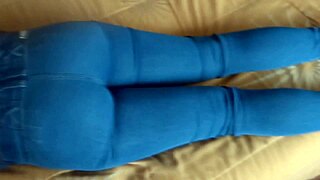 stepmom's big ass creamed with loads jeans pulled aside