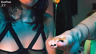 brunette latina goddesses lick honey off each other's bare feet toes