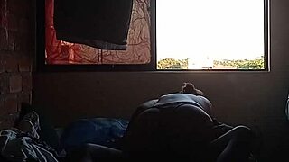 bold latina milf unleashes amateur casero passion