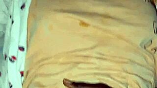 whoa my step cousin squirts hard on that bbc in the shower 😍 she loves it deep!