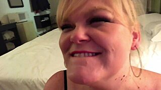 Jenna Jaymes trembles with desire deepthroating huge cock for facial cumshot