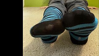 Old Man Worships 18 Year Old Teen's Sexy Feet and Toes