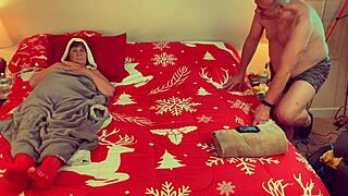 Granny Carmen Claus sucks cock like a classic Christmas pro, right? 😍🎅