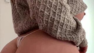 Bea York's curvy tease and dirty talk