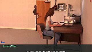 Sophia Half-Naked Invites Movers Home Again