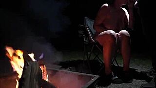 naked curvy babe on beach drops to knees sucking fat cock emoji 😍🍆🌳