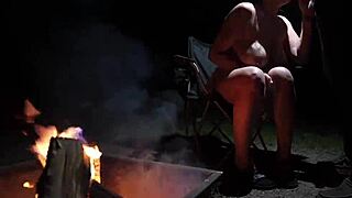 naked curvy babe on beach drops to knees sucking fat cock emoji 😍🍆🌳