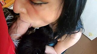 wanna see my deepthroat cum play with cameltoe in leather? 😈