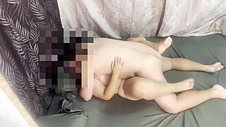 échame la pata con esta amiga del trabajo gordibuena hasta el orgasmo
