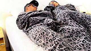 Stepmom shares bed with stepson for naughty sex?