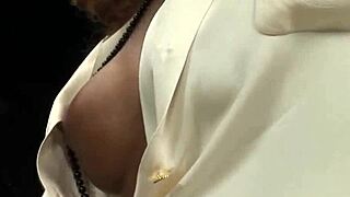ebony shemale slammed hard till massive cumshot