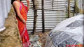 Desi village girl craves outdoor hardcore pounding