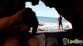 leslie fox tiny tits take forest double penetration pounding