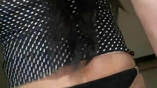 yo linda girl looking so damn sexy in that crossdressing outfit wanna play?