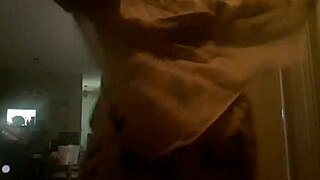 dulcemendra flashes boobs outside as ginger paris