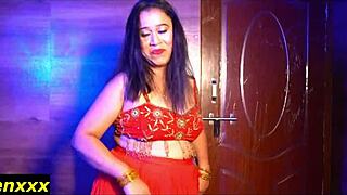 Desi bhabhi gets real pounding from devar juicy pussy rough devar 😍💦