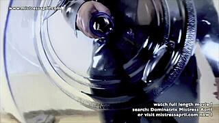 mistress april fresh warm pee splash 💦🚽