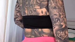 oh man trying on these tight gym leggings got me so horny melody radford style