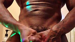 Watch hallelujah johnson worship this big black hairy monster cock like a true whore.