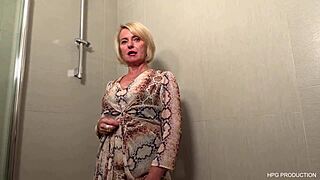 Blonde French Cougar Milf Wildly Licks Pussy Before Creampie Finish